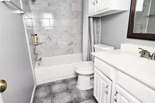 12400 Brookglade Circle, Houston, TX 77099 - Photo 11