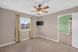 1751 Tiki Dr, Tiki Island, TX 77554 - Photo 19