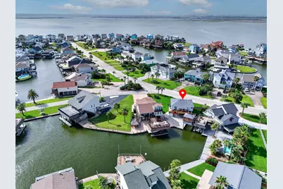 1751 Tiki Drive, Tiki Island, TX 77554 - Photo 23