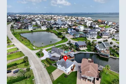 1751 Tiki Drive, Tiki Island, TX 77554 - Photo 25