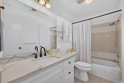 1751 Tiki Drive, Tiki Island, TX 77554 - Photo 17