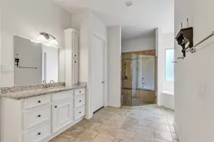 229 Sundog Rd, Huntsville, TX 77340 - Photo 37