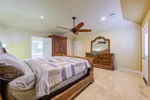 13719 Mutiny Ln, Galveston, TX 77554 - Photo 21