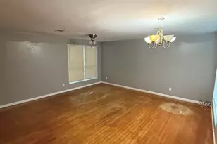 8412 Peekskill Ln, Houston, TX 77075 - Photo 7