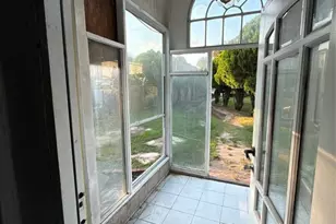 8412 Peekskill Ln, Houston, TX 77075 - Photo 5