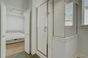 954 W 18th St, Houston, TX 77008 - Photo 19
