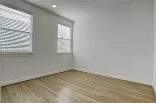 954 W 18th St, Houston, TX 77008 - Photo 21