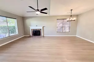 2915 Veva Dr, Pearland, TX 77584 - Photo 3