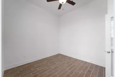 11902 Salty Bend Drive, Mont Belvieu, TX 77523 - Photo 7