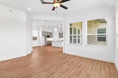 11902 Salty Bend Drive, Mont Belvieu, TX 77523 - Photo 9
