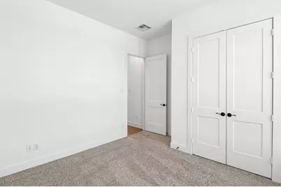 11902 Salty Bend Drive, Mont Belvieu, TX 77523 - Photo 17