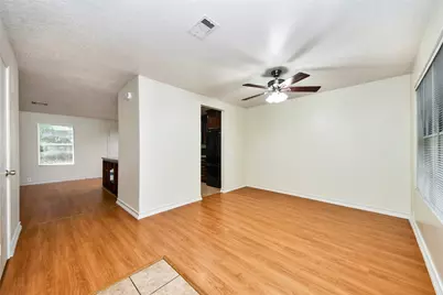 915 Grand Plains Drive, Houston, TX 77090 - Photo 15