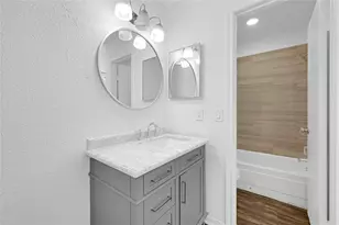 1919 Place Rebecca Ln, Houston, TX 77090 - Photo 13