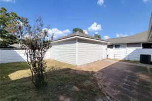 10030 Farrell Dr, Houston, TX 77070 - Photo 23