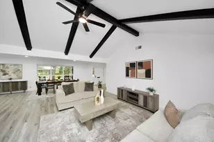 7819 Pagewood Ln, Houston, TX 77063 - Photo 19