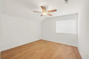 8303 Lake Crystal Dr, Houston, TX 77095 - Photo 13