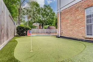 1327 E Vistawood Dr, Houston, TX 77077 - Photo 29