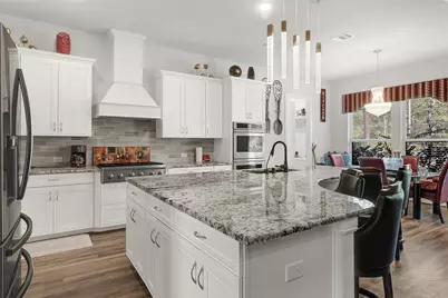 13236 Tracewood Hills Lane, Houston, TX 77044 - Photo 19