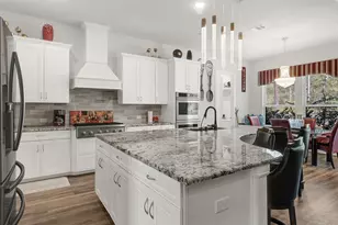 13236 Tracewood Hills Ln, Houston, TX 77044 - Photo 19