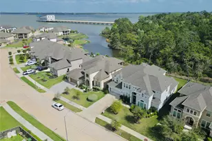 13236 Tracewood Hills Ln, Houston, TX 77044 - Photo 1