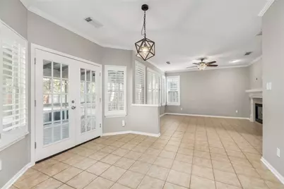 81 N Apple Springs Circle, The Woodlands, TX 77382 - Photo 21