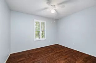 81 N Apple Springs Cir, The Woodlands, TX 77382 - Photo 31