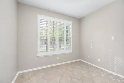 81 N Apple Springs Circle, The Woodlands, TX 77382 - Photo 11