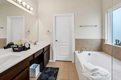 7831 Jarrod Way, Baytown, TX 77521 - Photo 17