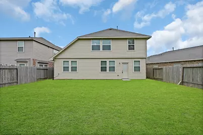 7831 Jarrod Way, Baytown, TX 77521 - Photo 23