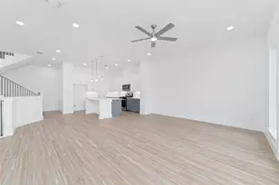 2107 Holman St, Houston, TX 77004 - Photo 9