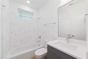 2107 Holman St, Houston, TX 77004 - Photo 5