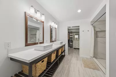 15722 Brookvilla Drive, Houston, TX 77059 - Photo 25