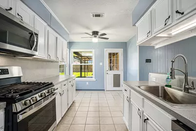 4514 36th Street, Dickinson, TX 77539 - Photo 13