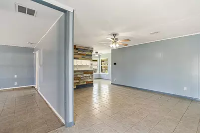 4514 36th Street, Dickinson, TX 77539 - Photo 9