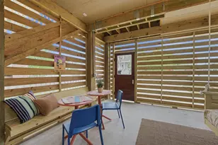 2622 Ave M 1/2, Galveston, TX 77550 - Photo 11