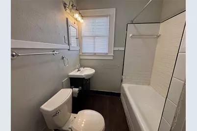 2216 Avenue O 1/2 #UP, Galveston, TX 77550 - Photo 5