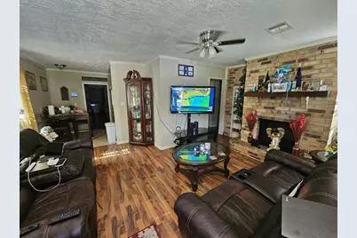 2032 Delaware St Street, Beaumont, TX 77703 - Photo 3