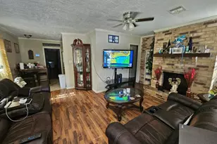 2032 Delaware St St, Beaumont, TX 77703 - Photo 3