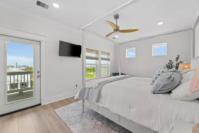 4042 Miramar Court, Galveston, TX 77554 - Photo 25