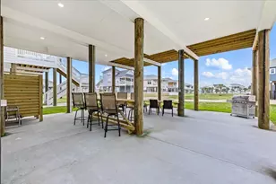 4042 Miramar Ct, Galveston, TX 77554 - Photo 35