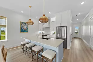 4042 Miramar Ct, Galveston, TX 77554 - Photo 3