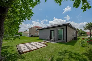 294 Debbie Ln, Dickinson, TX 77539 - Photo 17