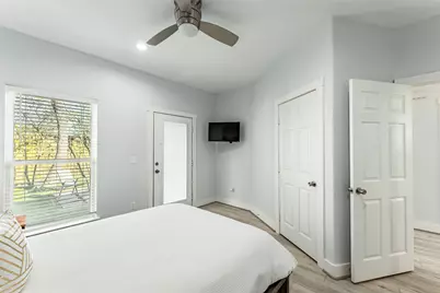 294 Debbie Lane, Dickinson, TX 77539 - Photo 11