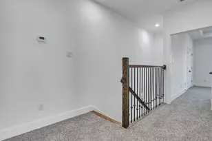 5126 Clover St, Houston, TX 77033 - Photo 19