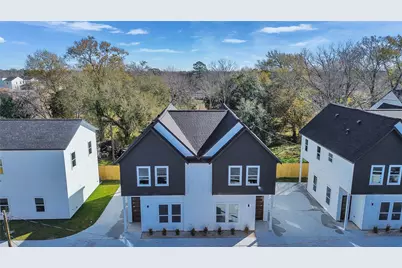 5126 Clover Street #A/B, Houston, TX 77033 - Photo 1