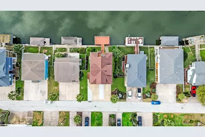 12824 E Madrid, Galveston, TX 77554 - Photo 41
