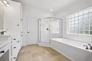4601 Mimosa Dr, Bellaire, TX 77401 - Photo 29