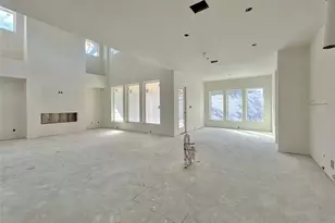 10335 Brinwood Dr, Houston, TX 77043 - Photo 5