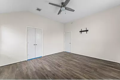 1875 Redwood Lane, Dayton, TX 77535 - Photo 17