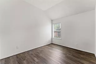 1875 Redwood Ln, Dayton, TX 77535 - Photo 15